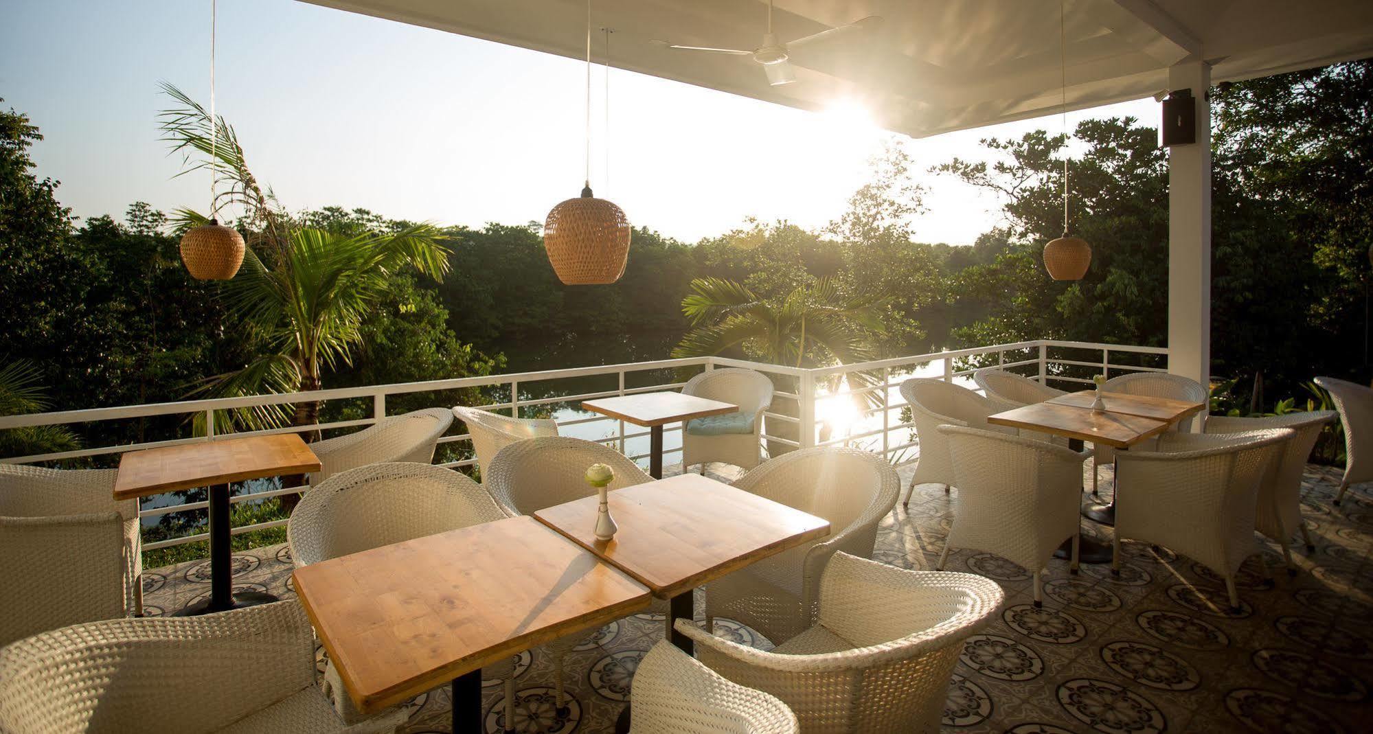 Otres Camp Bungalow สีหนุวิลล์ ภายนอก รูปภาพ